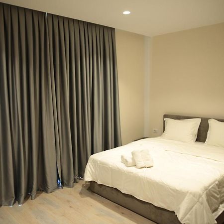 White Crown Hotel Kamez Экстерьер фото